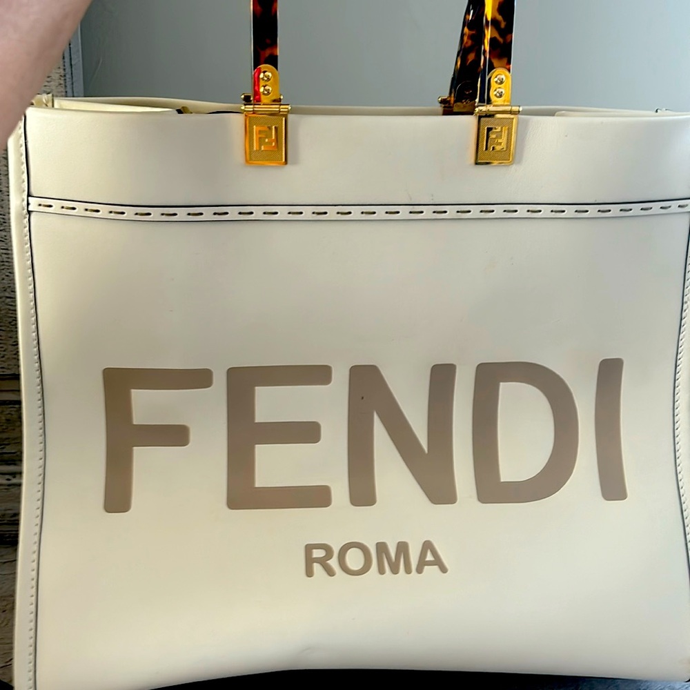 Fendi sunshine bag